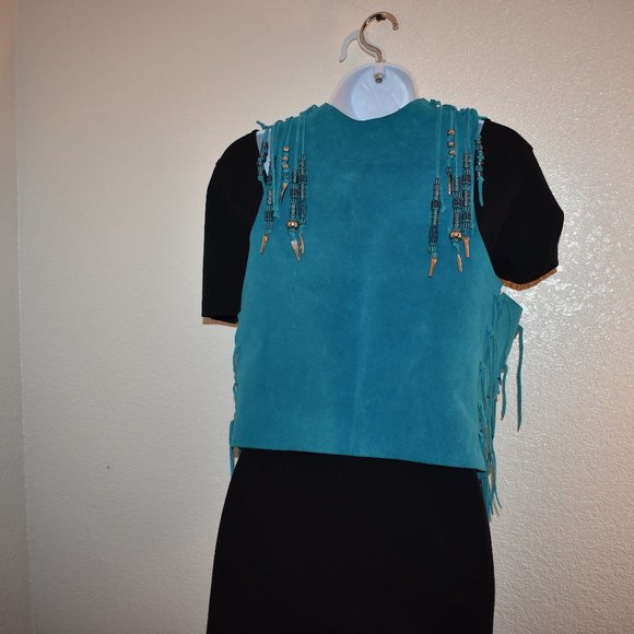 Vintage Leather Cowgirl vest - Picture 12 of 13